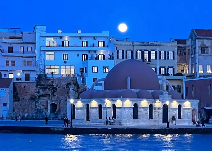 Amphitrite Hotel